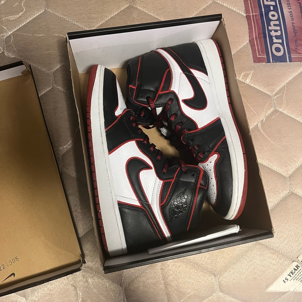 Jordan 1 bloodlines